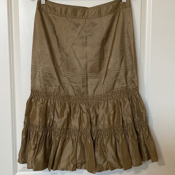 Banana Republic 100% Silk Midi Skirt Womens 4 gathered ruffles Champaign beige - Picture 3 of 12